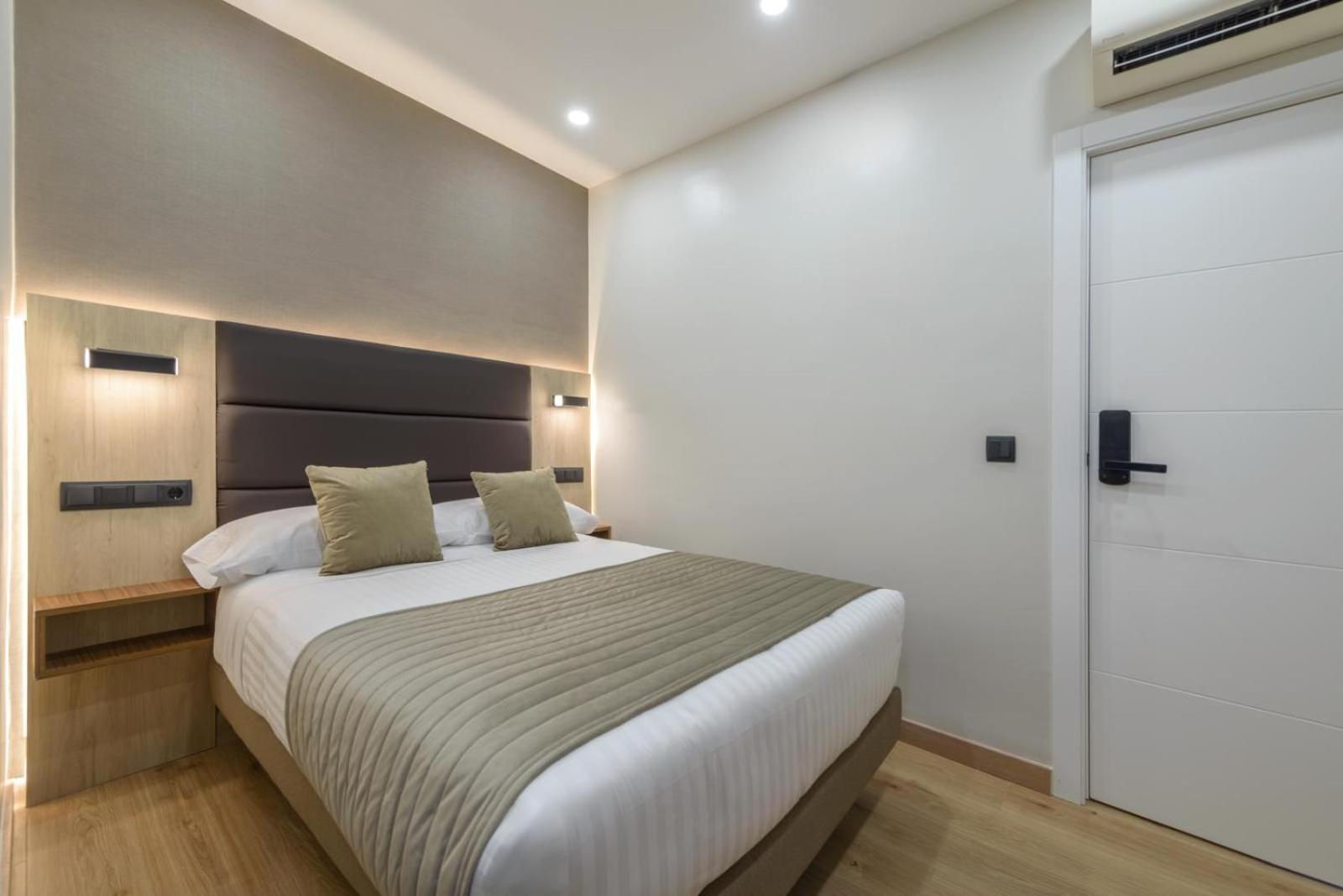 Hostal Sun Gate Madrid Exteriér fotografie