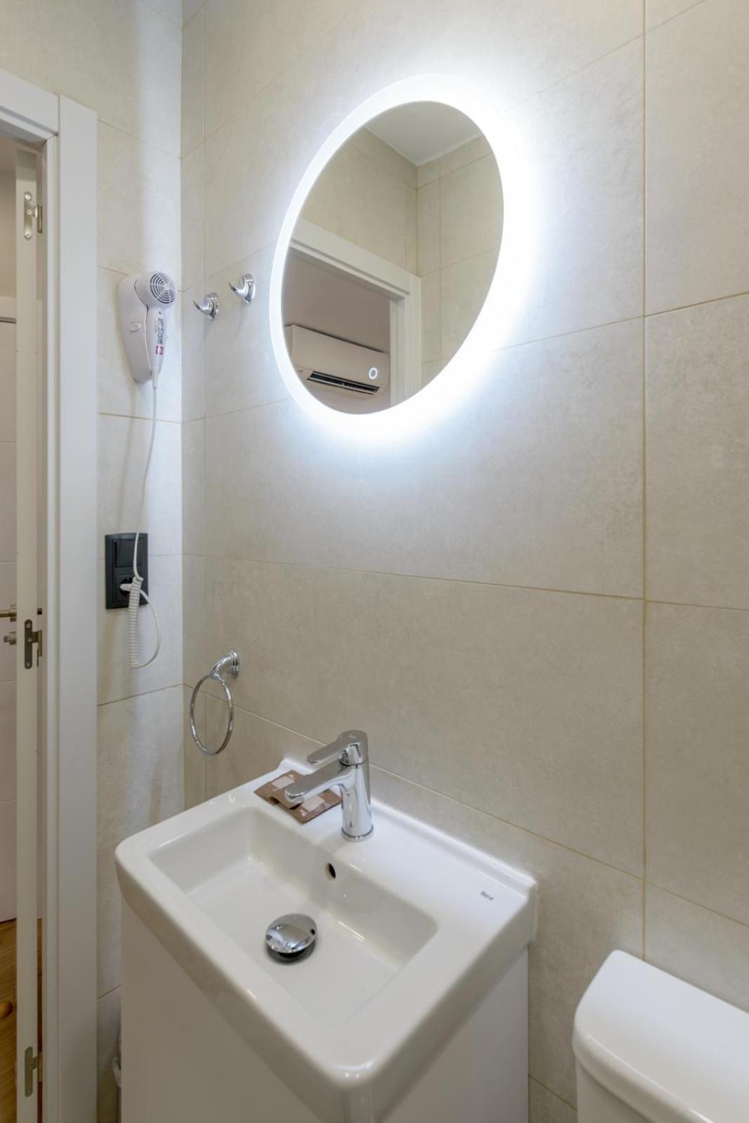 Hostal Sun Gate Madrid Exteriér fotografie